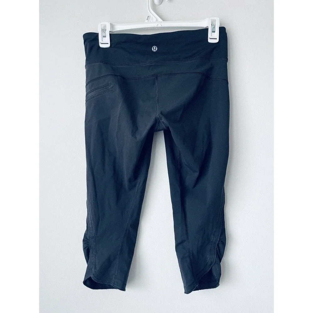 Lululemon Leggings Size 6 Black Side & Waist Pockets Yoga Pants Back Zip Pocket - Picture 1 of 6